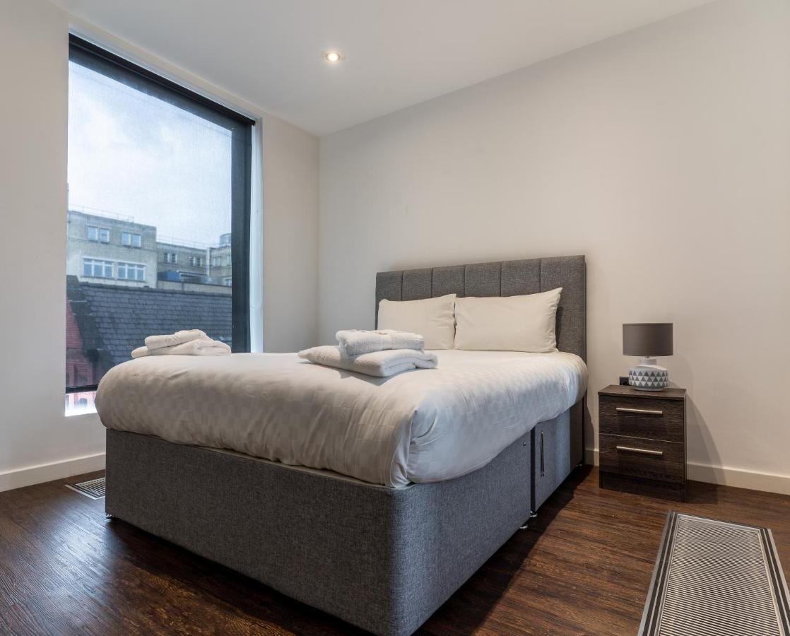 The Bling Hotel By Ustay Aparthotels Liverpool Exterior photo