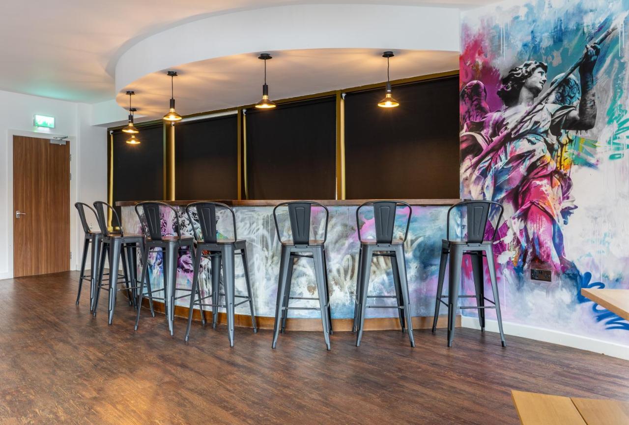 The Bling Hotel By Ustay Aparthotels Liverpool Exterior photo